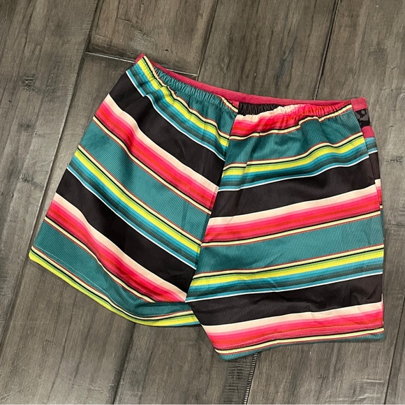 Crazy Train Leopard Lagoon Shorts - Size Lar - Picture 5 of 13